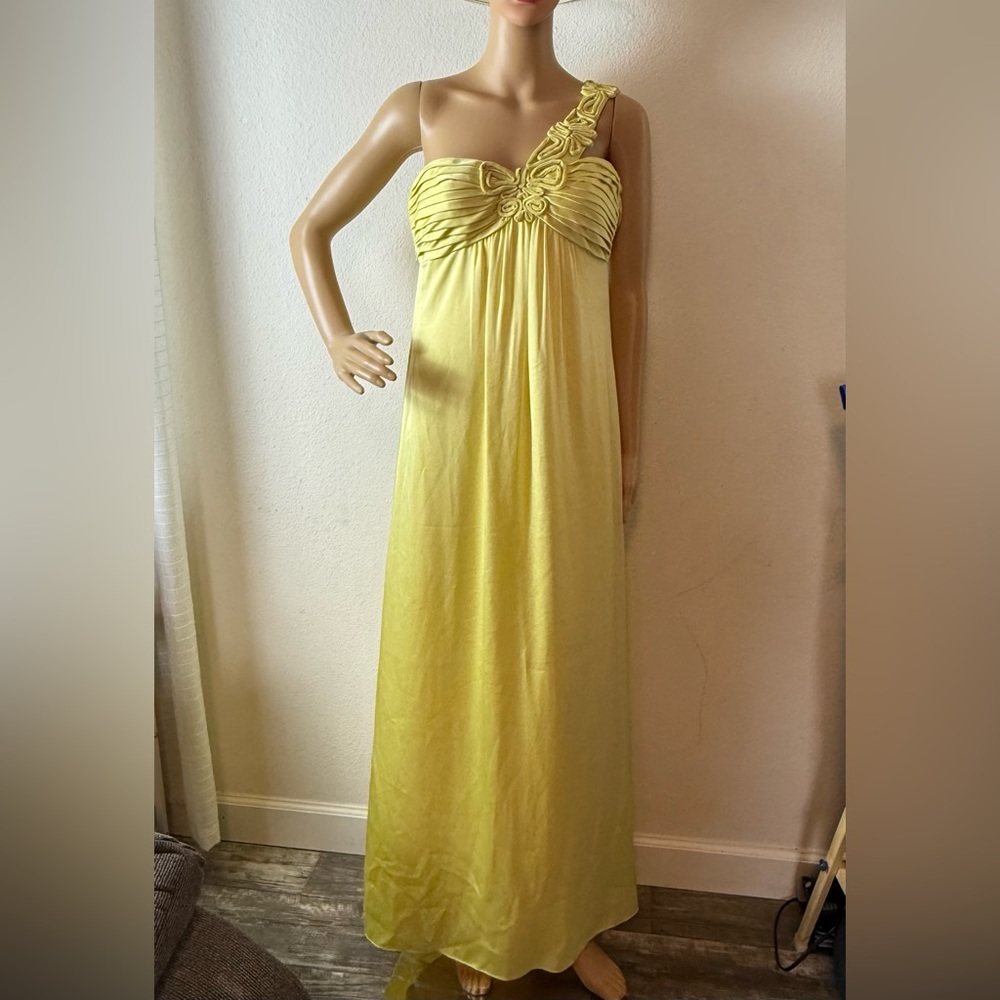 BCBGMaxAzria Lime One-Shoulder Maxi Dress